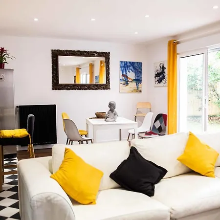 Spacious 110 M House With Garden